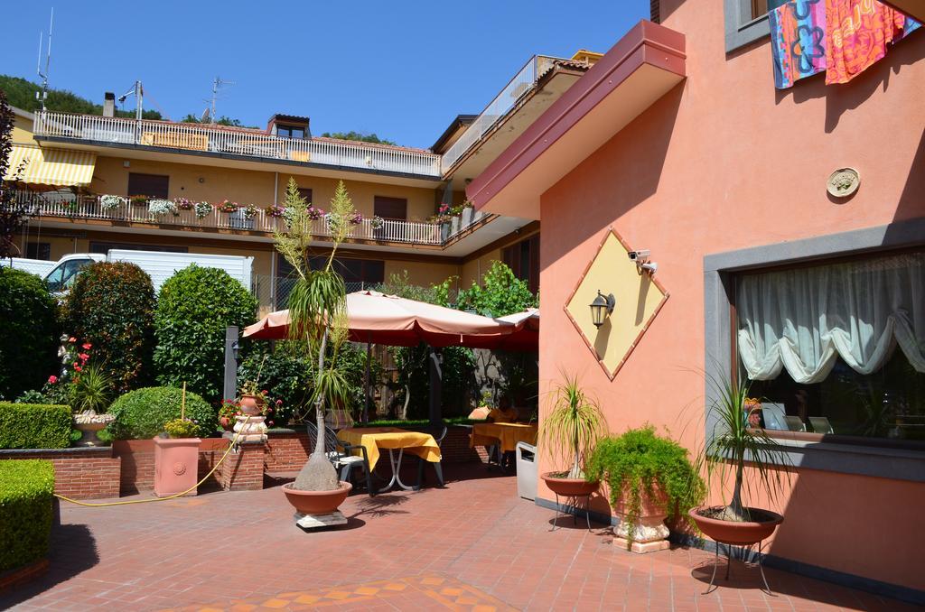 Villa Hirschen Zafferana Etnea Luaran gambar